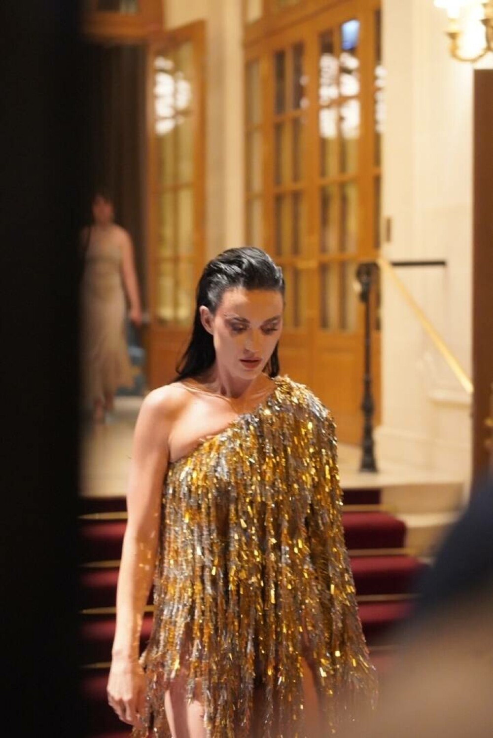 Katy Perry, apariție spectaculoasă la petrecerea Vogue World din Paris. Ce ținută a purtat | GALERIE FOTO - Imaginea 7