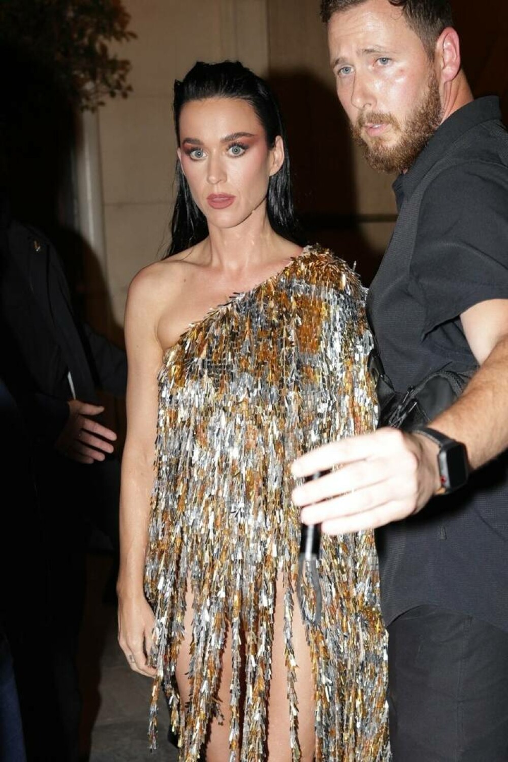 Katy Perry, apariție spectaculoasă la petrecerea Vogue World din Paris. Ce ținută a purtat | GALERIE FOTO - Imaginea 3