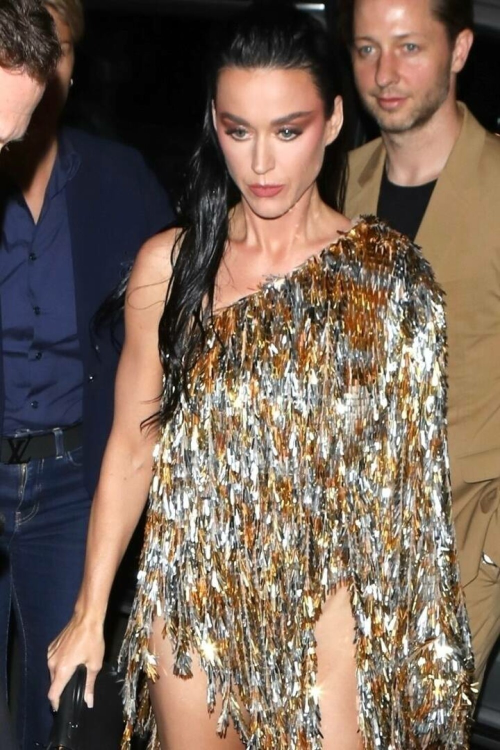 Katy Perry, apariție spectaculoasă la petrecerea Vogue World din Paris. Ce ținută a purtat | GALERIE FOTO - Imaginea 9