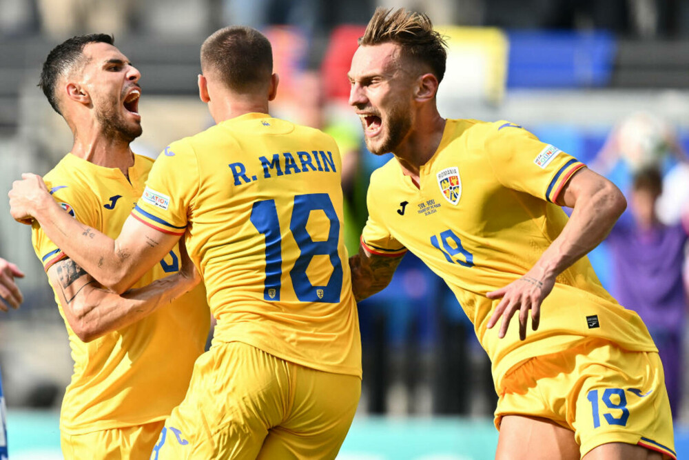 Imaginile care au topit inimile tuturor la meciurile României de la Euro 2024. Rațiu, Drăguș și Marin au devenit virali FOTO - Imaginea 22