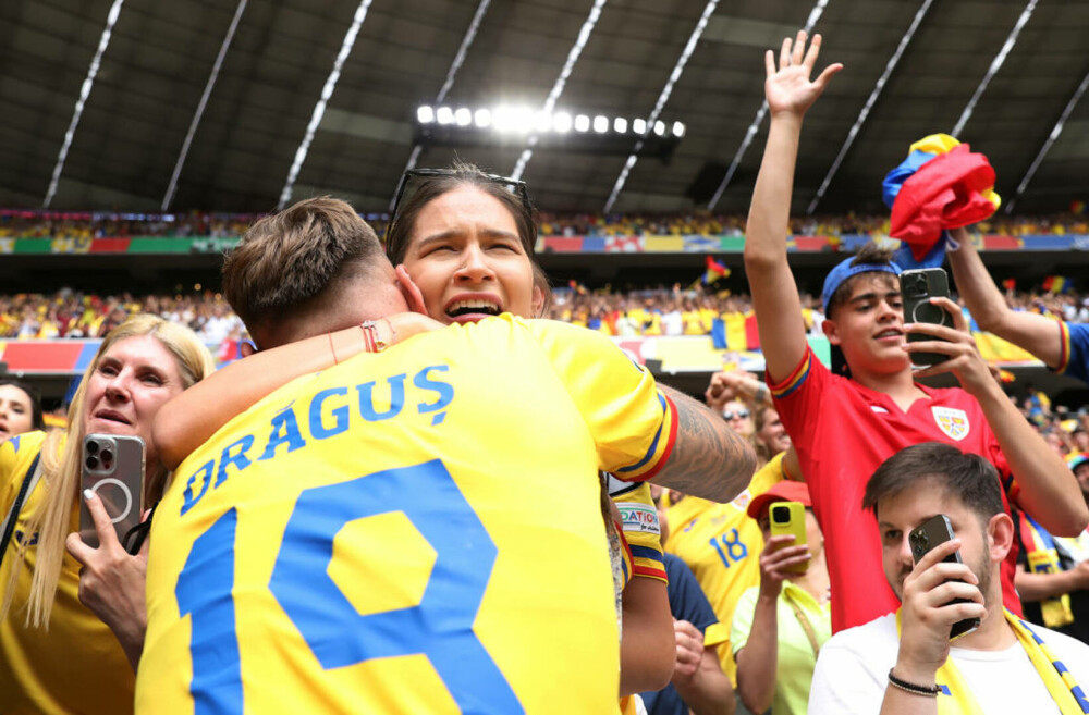 Imaginile care au topit inimile tuturor la meciurile României de la Euro 2024. Rațiu, Drăguș și Marin au devenit virali FOTO - Imaginea 29