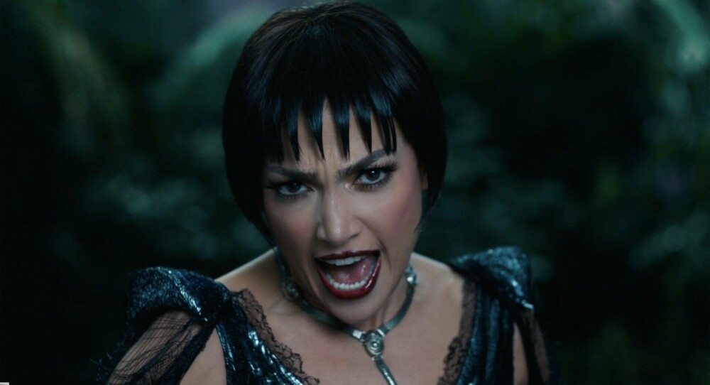 Jennifer Lopez, într-o transformare de nerecunoscut. Artista debutează în musicalul Kiss of the Spider Woman. FOTO - Imaginea 9