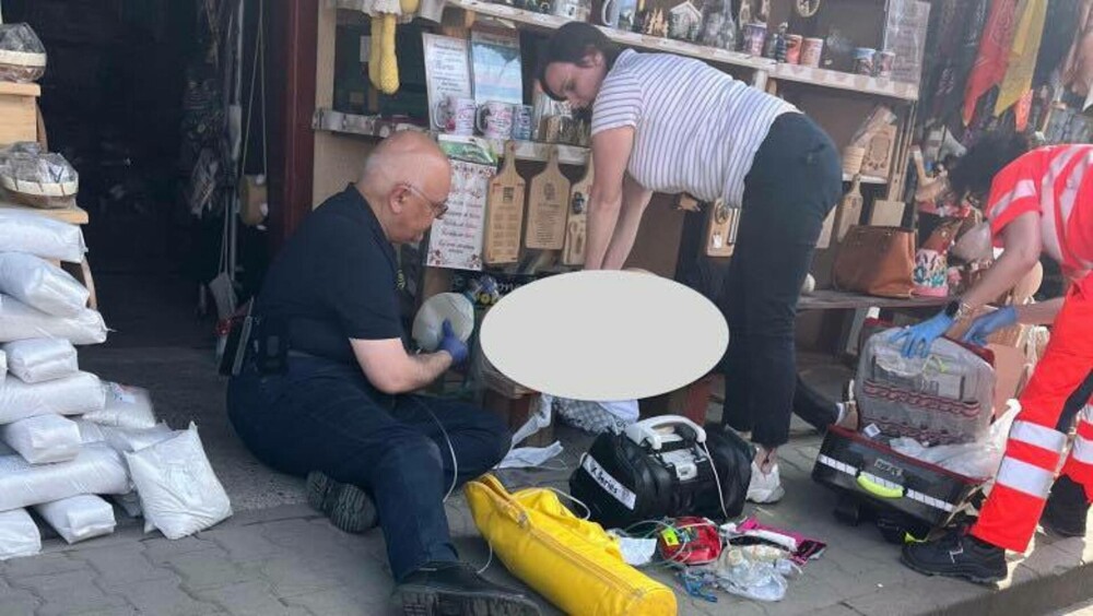 Raed Arafat a resuscitat o femeie aflată în stop cardio-respirator, la Praid. A fost ajutat de un medic aflat în timpul liber - Imaginea 1