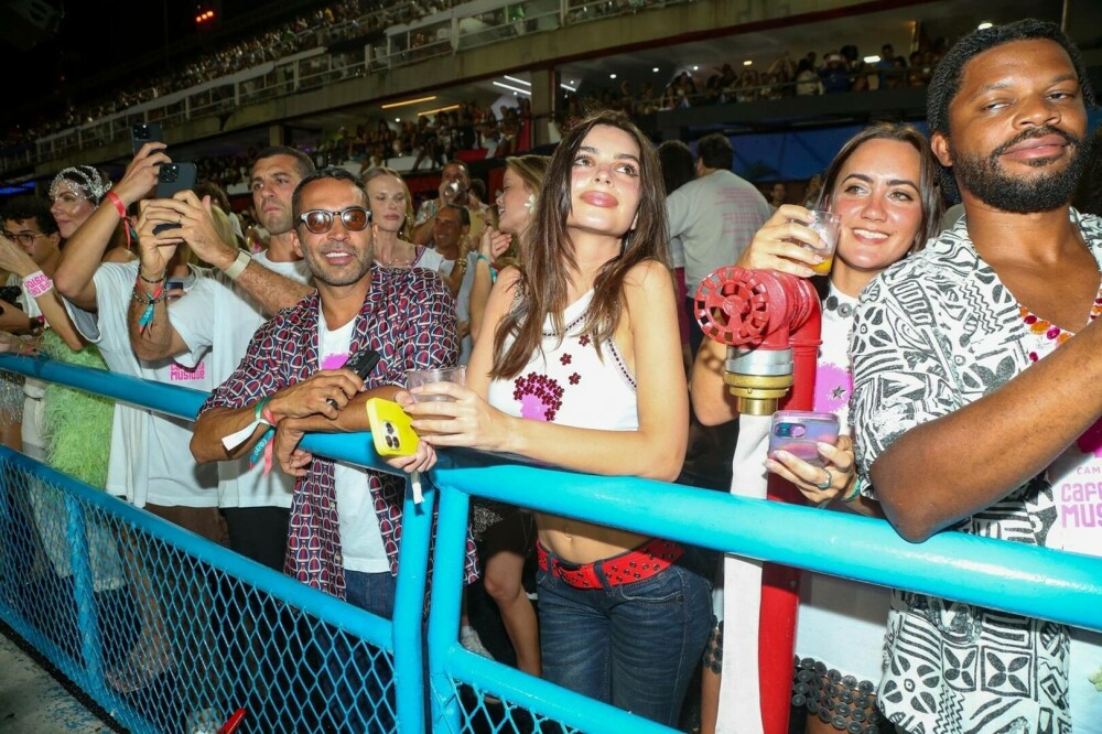 Emily Ratajkowski împlinește 34 de ani. Parcursul carierei între modă și relații celebre care au atras atenția publicul. FOTO - Imaginea 9