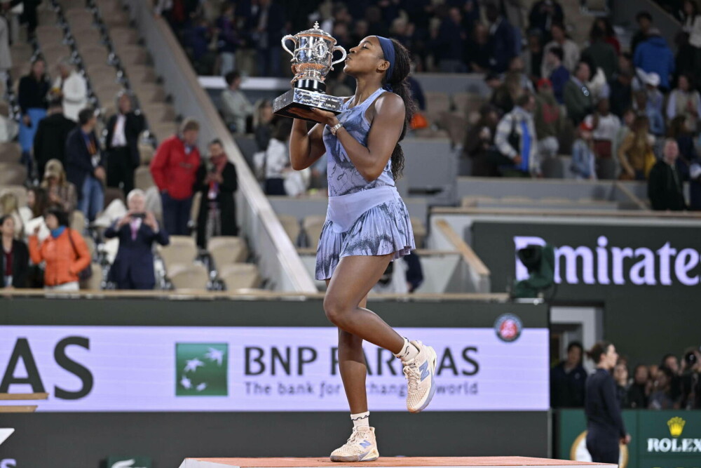 Coco Gauff a învins-o pe Aryna Sabalenka și este noua campioană de la Roland Garros.
FOTO&VIDEO - Imaginea 15