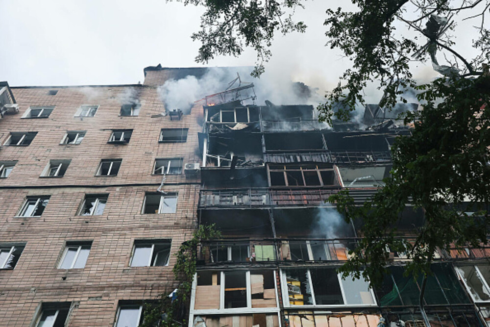 „O nouă crimă brutală”. Patru morți şi cel puţin 60 de răniți în doar 24 de ore în atacuri ruseşti asupra oraşului Harkov - Imaginea 17
