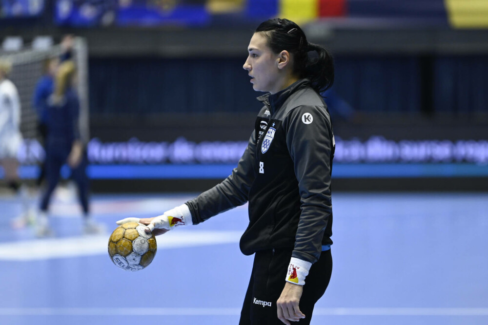 Cristina Neagu își încheie cariera: Portretul celei mai mari handbaliste din istoria României - Imaginea 2