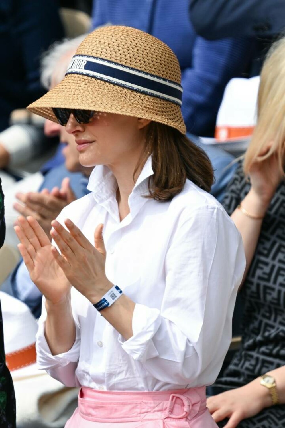 Natalie Portman și Lily Collins, apariție surpriză la finala Roland Garros. Ce ținute au purtat. GALERIE FOTO - Imaginea 11