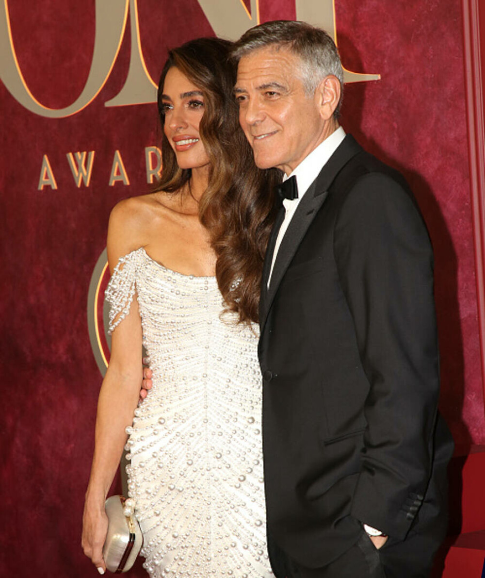 George Clooney și soția sa, apariție plină de eleganță pe covorul roșu. Gestul romantic pe care l-au făcut în fața camerelor - Imaginea 17