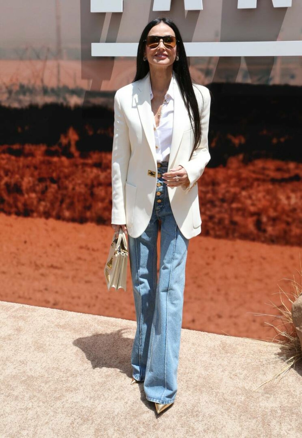 Demi Moore, apariție de senzație în cadrul unui eveniment monden. Ce ținuta a purtat actrița în vârstă de 62 de ani. FOTO - Imaginea 12