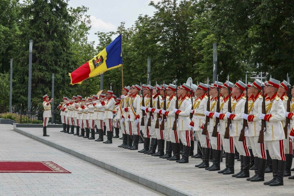 Prima vizită externă a lui Nicușor Dan: România sprijină aderarea Republicii Moldova la UE - Imaginea 2