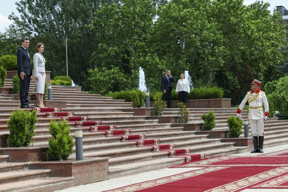 Prima vizită externă a lui Nicușor Dan: România sprijină aderarea Republicii Moldova la UE - Imaginea 9