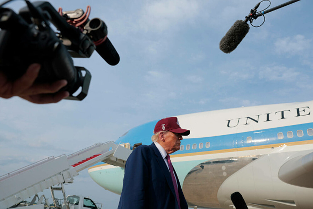 Donald Trump, discurs la Fort Bragg: Protestele din Los Angeles reprezintă un risc pentru securitatea naţională. FOTO & VIDEO - Imaginea 35