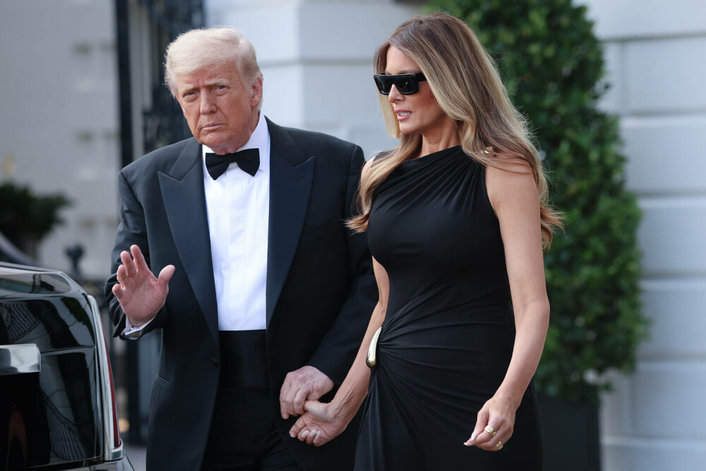 Donald și Melania Trump, huiduiți și aplaudați, în timp ce asistau la muzicalul Les Misérables. „Tot ce voiam”. FOTO&VIDEO - Imaginea 4