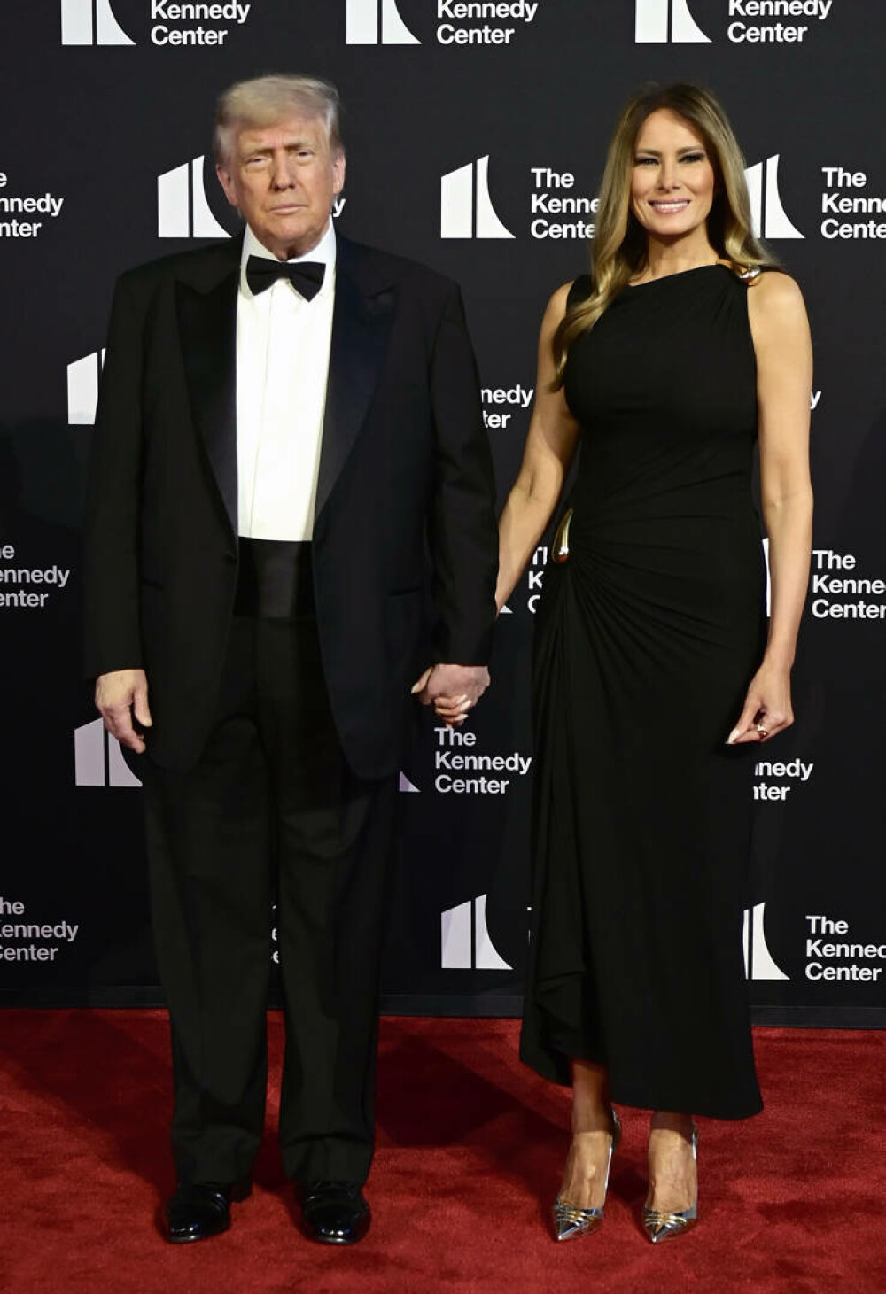 Donald și Melania Trump, huiduiți și aplaudați, în timp ce asistau la muzicalul Les Misérables. „Tot ce voiam”. FOTO&VIDEO - Imaginea 10