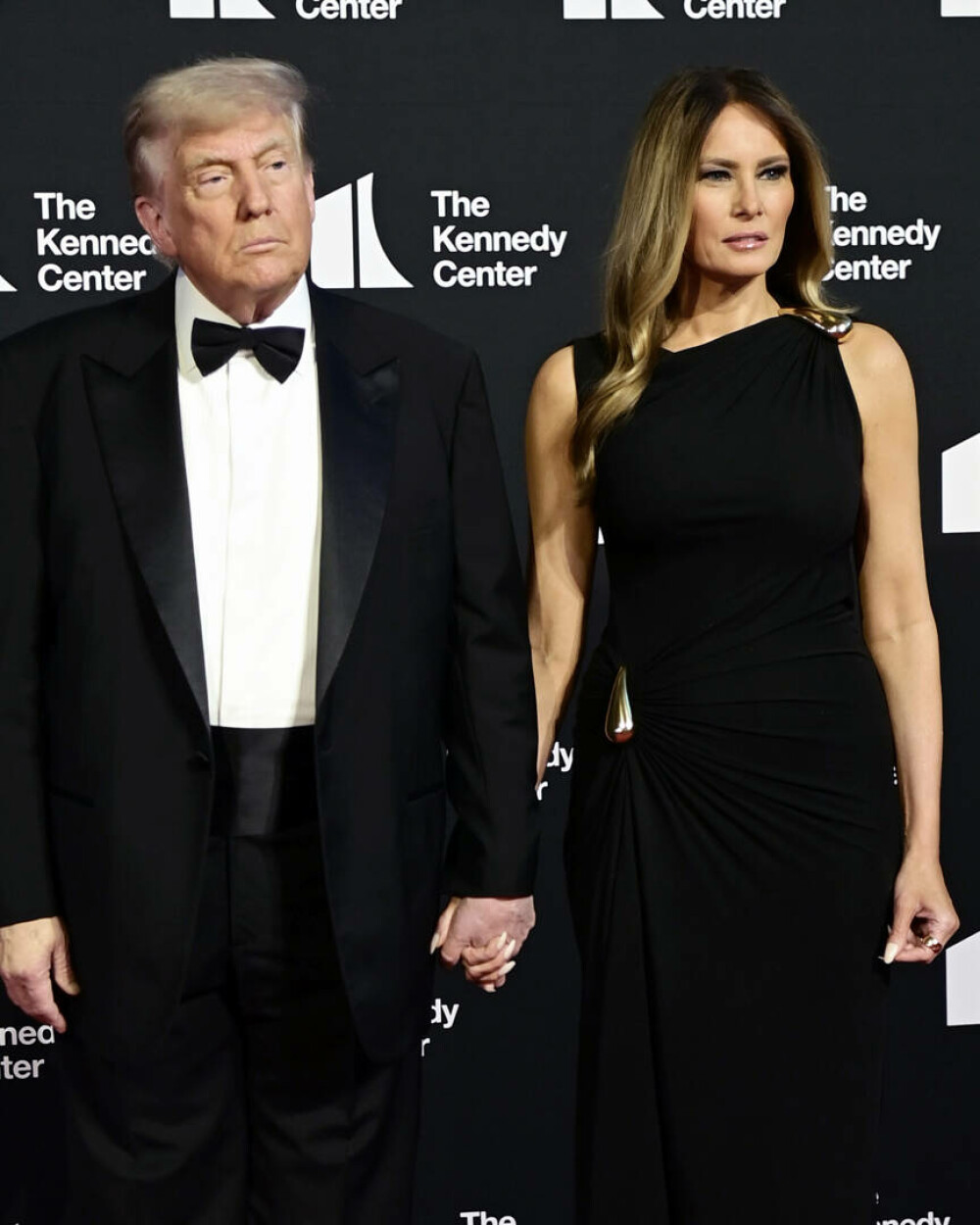 Donald și Melania Trump, huiduiți și aplaudați, în timp ce asistau la muzicalul Les Misérables. „Tot ce voiam”. FOTO&VIDEO - Imaginea 11