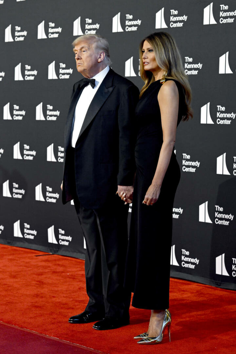 Donald și Melania Trump, huiduiți și aplaudați, în timp ce asistau la muzicalul Les Misérables. „Tot ce voiam”. FOTO&VIDEO - Imaginea 19