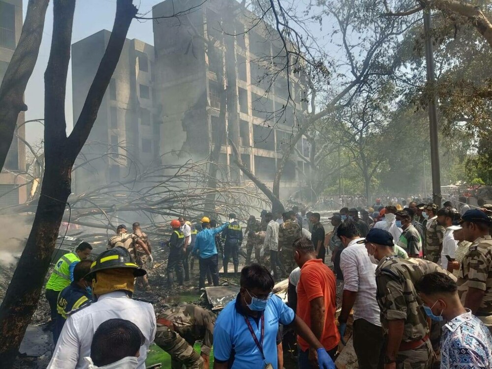 Tragedie aviatică în India: Bilanțul se apropie de 300 de morți. A fost găsit un singur supraviețuitor - Imaginea 22