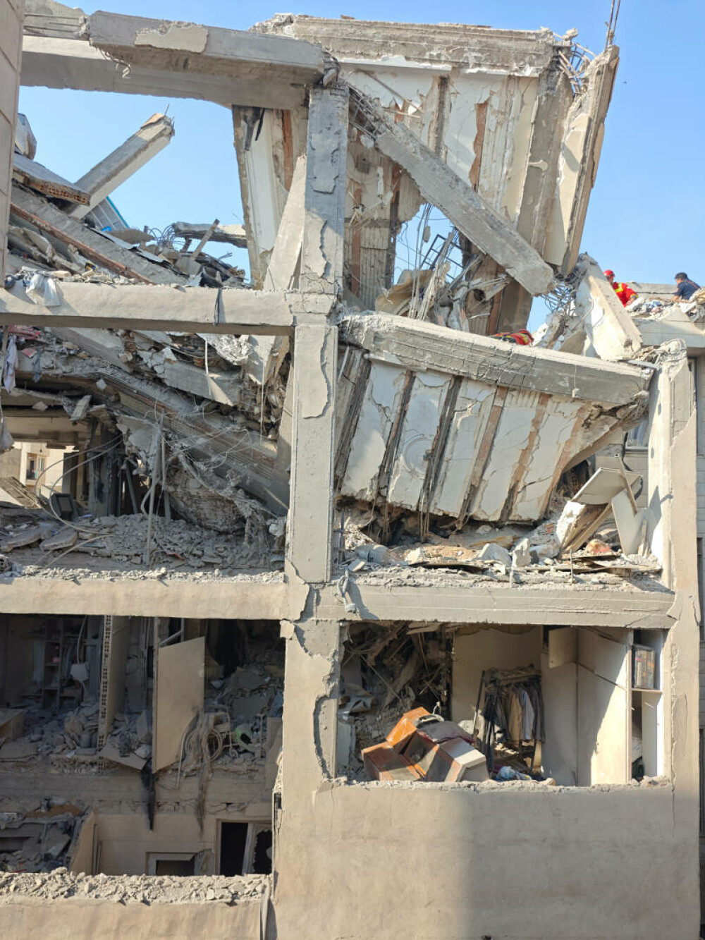 Atacul devastator al Israelului asupra Iranului, în imagini. GALERIE FOTO - Imaginea 21