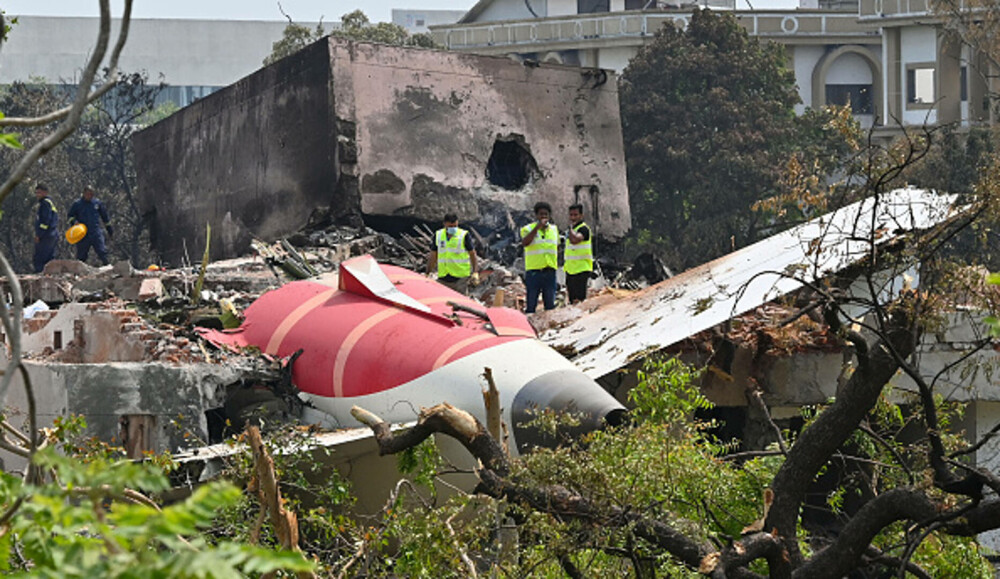 Prăbușirea avionului în India, cel mai grav dezastru aerian din lume din 2014. Continuă procesul de identificare a victimelor - Imaginea 29