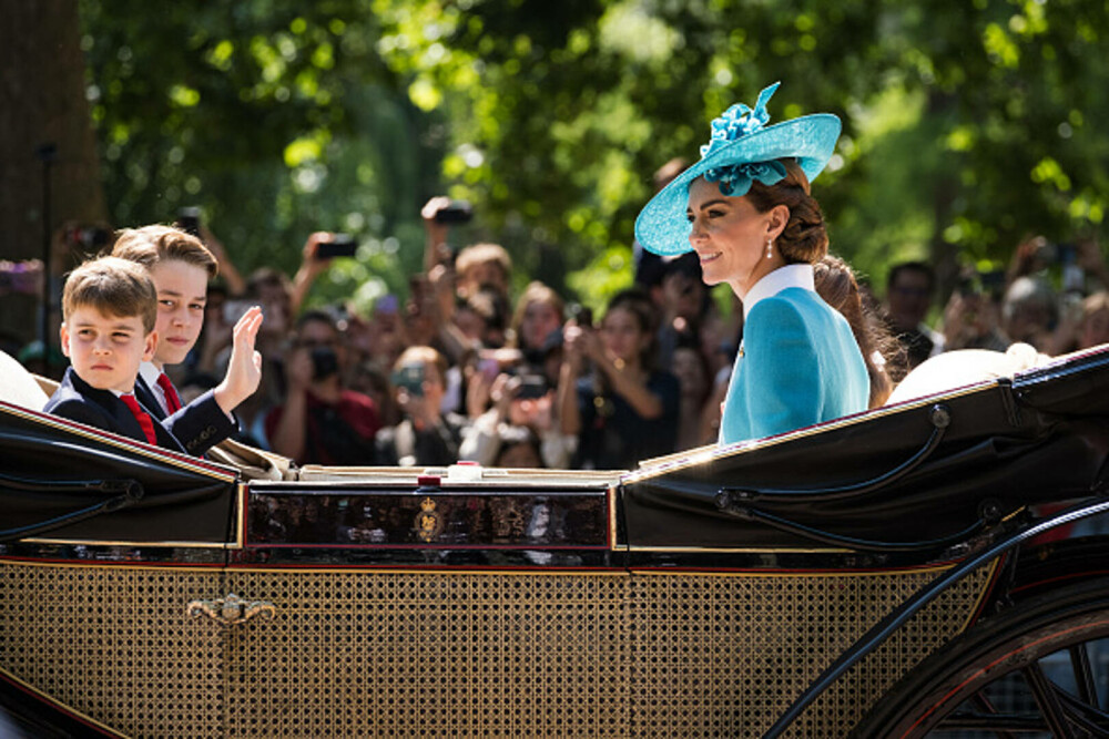 Prințesa Kate, apariție plină de eleganță la ceremonia anuală a Ordinului Jartierei de la Windsor. GALERIE FOTO - Imaginea 7