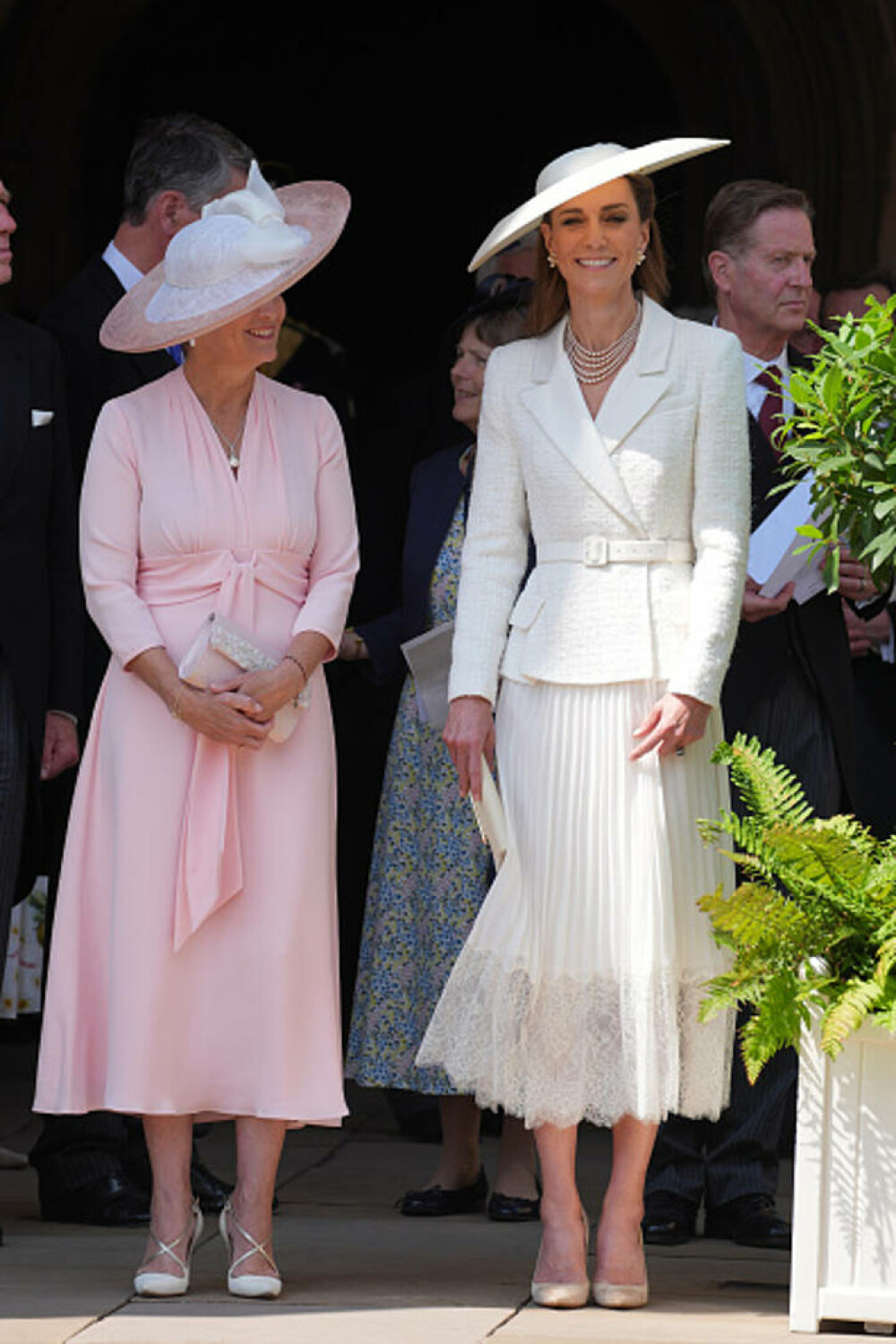 Prințesa Kate, apariție plină de eleganță la ceremonia anuală a Ordinului Jartierei de la Windsor. GALERIE FOTO - Imaginea 12