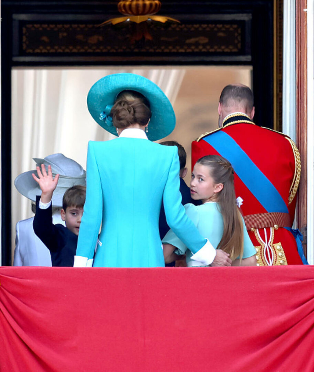 Prințesa Kate, apariție plină de eleganță la ceremonia anuală a Ordinului Jartierei de la Windsor. GALERIE FOTO - Imaginea 25