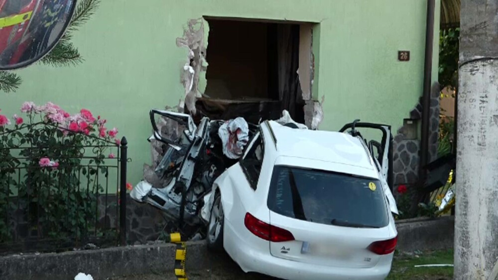 Momentul în care Darius, cu permis din luna mai, a intrat în peretele unei case și a murit. Prietenii au o ipoteză șocantă - Imaginea 4