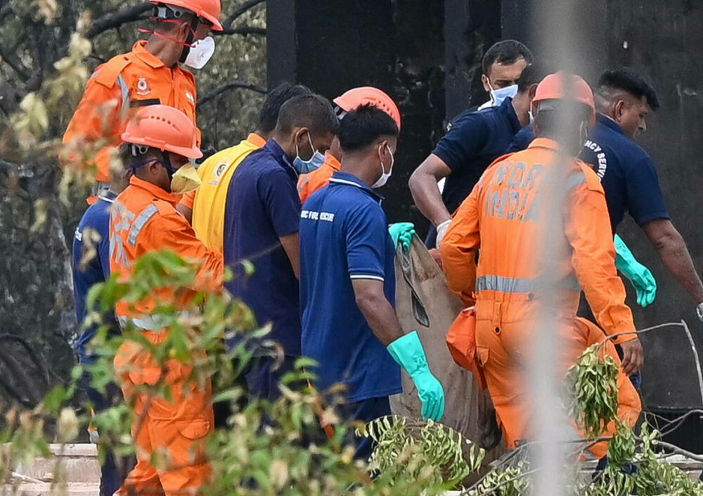 Căpitanul zborului tragic Air India a salvat 18 familii în ultimele sale clipe. Ce decizie crucială a luat înainte de impact - Imaginea 6