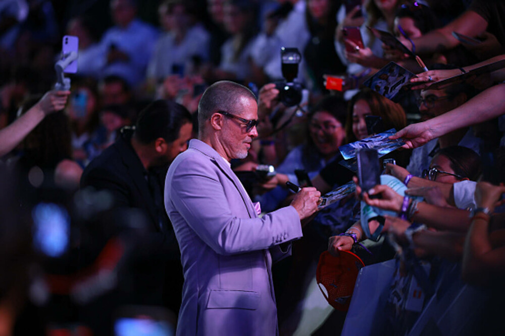 Brad Pitt și Ines de Ramon, apariție elegantă la Londra. Cu ce ținută a impresionat partenera lui. GALERIE FOTO - Imaginea 41
