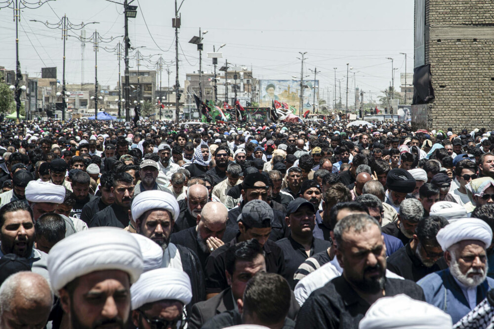 Mii de manifestanţi denunţă, la Bagdad şi Teheran, după rugăciunea de vineri, războiul între Israel şi Iran - Imaginea 1