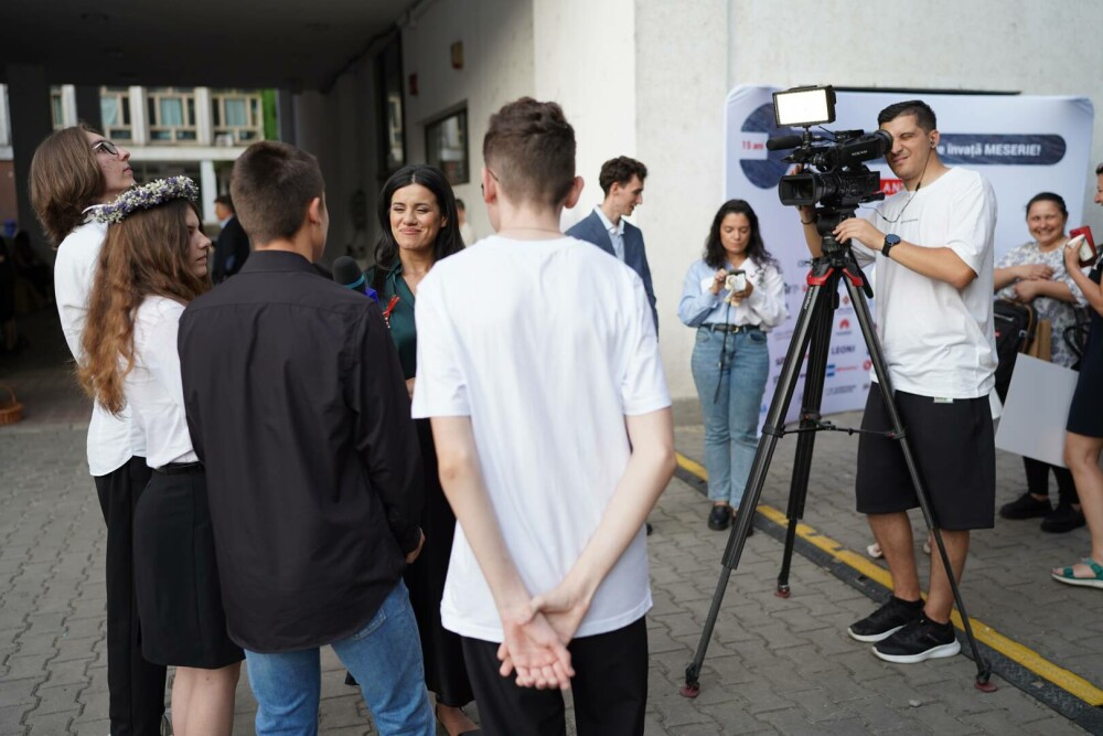 PRO TV sprijină excelența din sate izolate prin burse de 140.000 de euro oferite la Gala BookLand - Imaginea 10