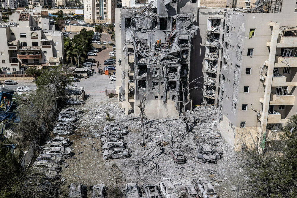Armistițiul Israel-Iran a durat doar 3 ore. Trump dă vina pe ambele tabere, „dar e de-a dreptul nemulţumit de Israel” - Imaginea 1