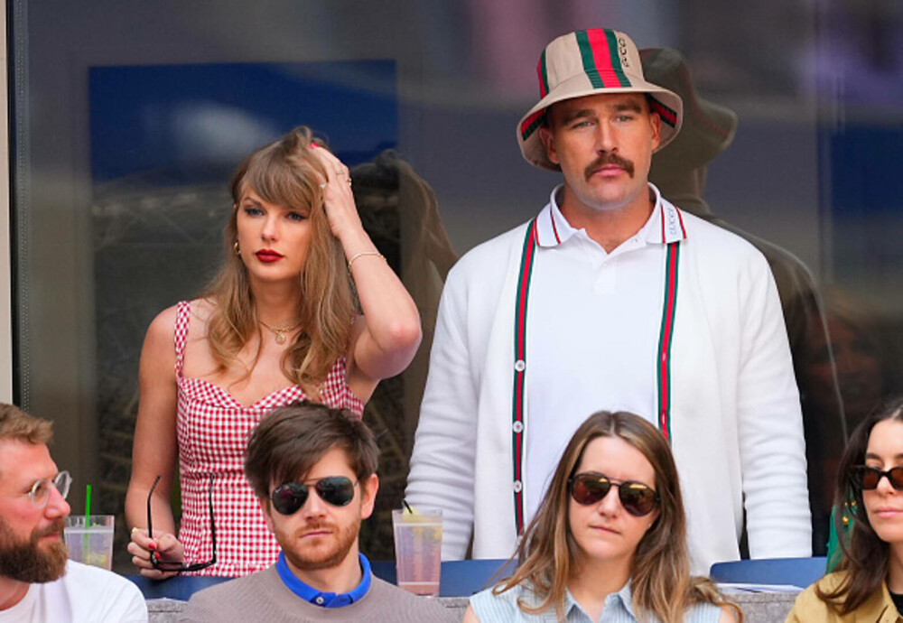 Taylor Swift şi Travis Kelce, pentru prima dată în calitate de cuplu pe covorul roşu. Cum au fost surprinși cei doi. VIDEO - Imaginea 19