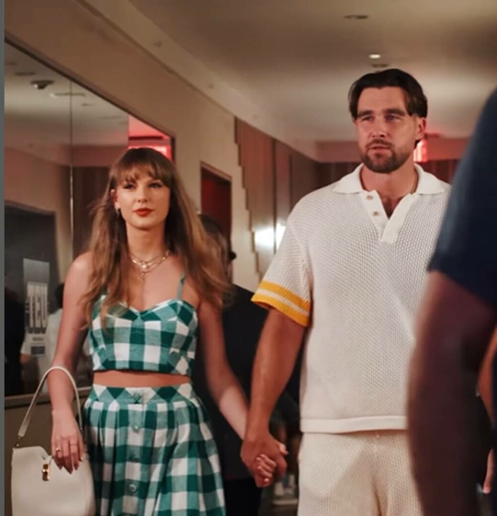 Taylor Swift şi Travis Kelce s-au logodit. Anunțul făcut de cântăreață a strâns trei milioane de aprecieri în 30 de minute - Imaginea 7