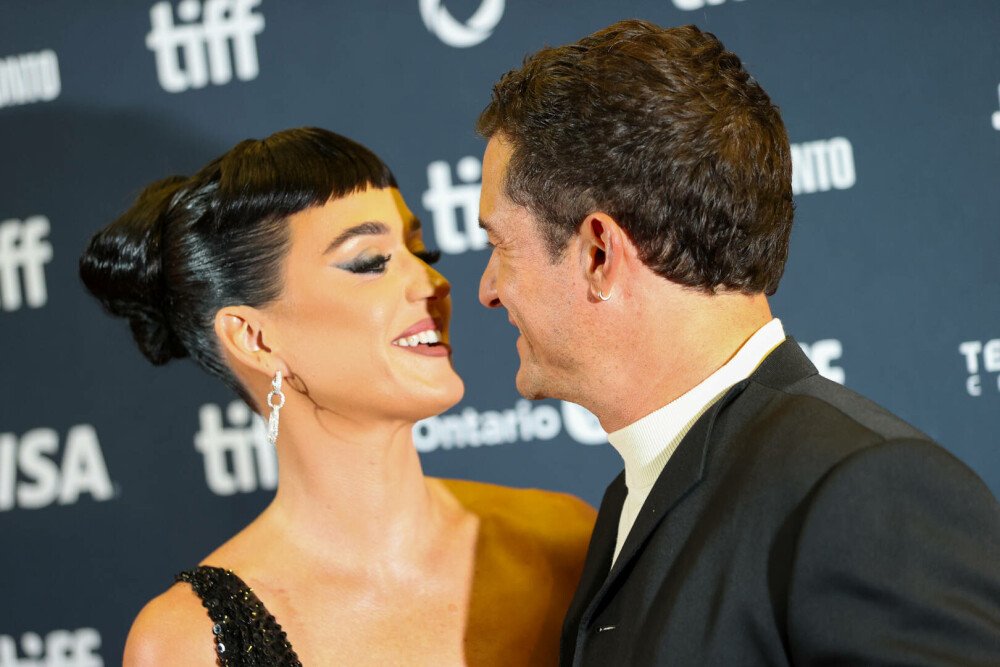 Katy Perry și Orlando Bloom s-ar fi despărțit după 10 ani de relație. De la ce ar fi pornit tensiunile dintre ei. FOTO - Imaginea 7