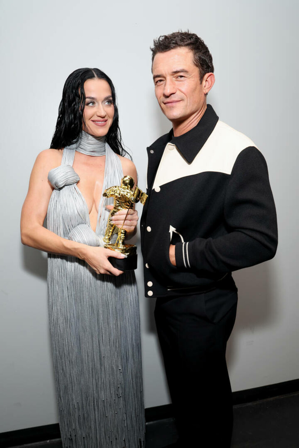 Katy Perry și Orlando Bloom s-ar fi despărțit după 10 ani de relație. De la ce ar fi pornit tensiunile dintre ei. FOTO - Imaginea 17