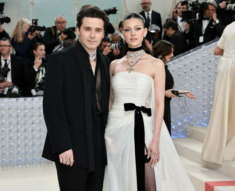 Brooklyn Beckham și Nicola Peltz au sărbătorit cinci ani de logodnă, în ciuda tensiunilor familiale. „Orice s-ar întâmpla” - Imaginea 7