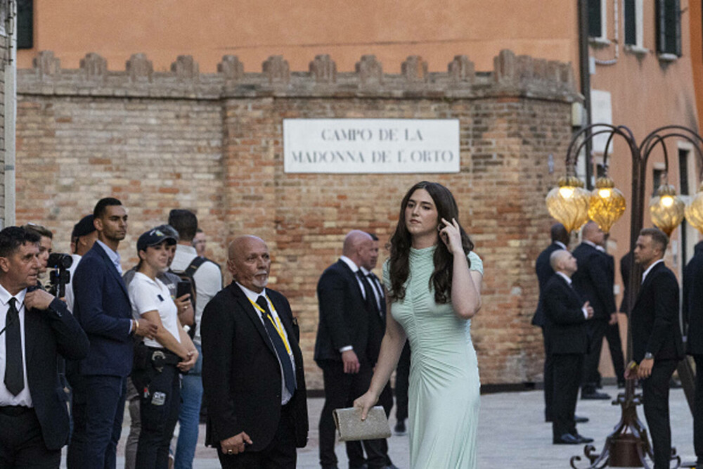 „Nunta secolului”, în imagini și cifre. Cât ar cheltui Jeff Bezos și Lauren Sánchez pentru cele 3 zile fastuoase din Veneția - Imaginea 13