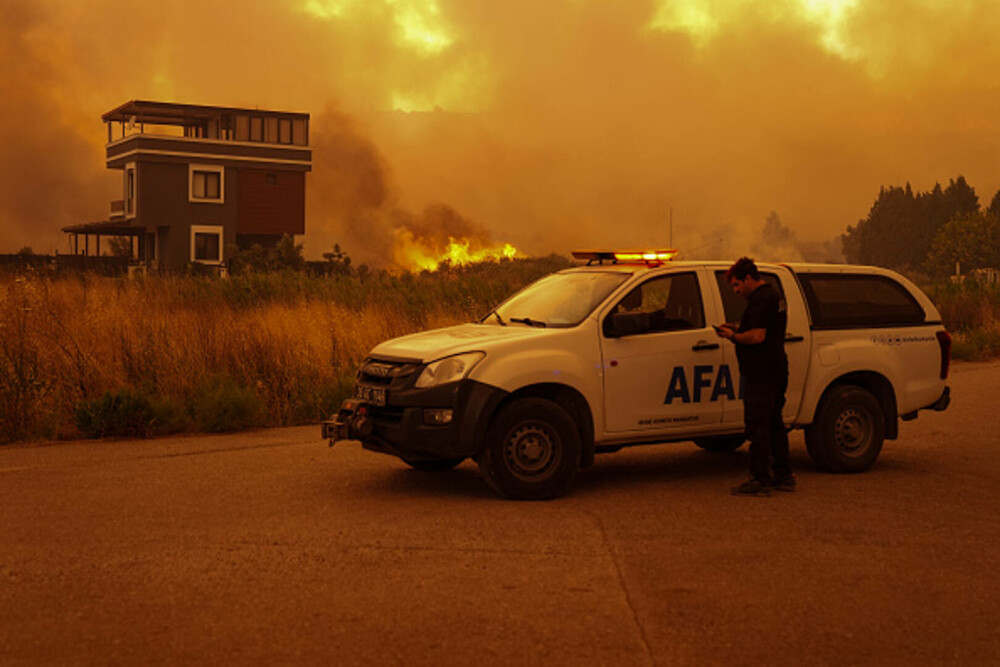 Peste 50.000 de persoane au fost evacuate în urma incendiilor de pădure din Turcia. GALERIE FOTO & VIDEO - Imaginea 13