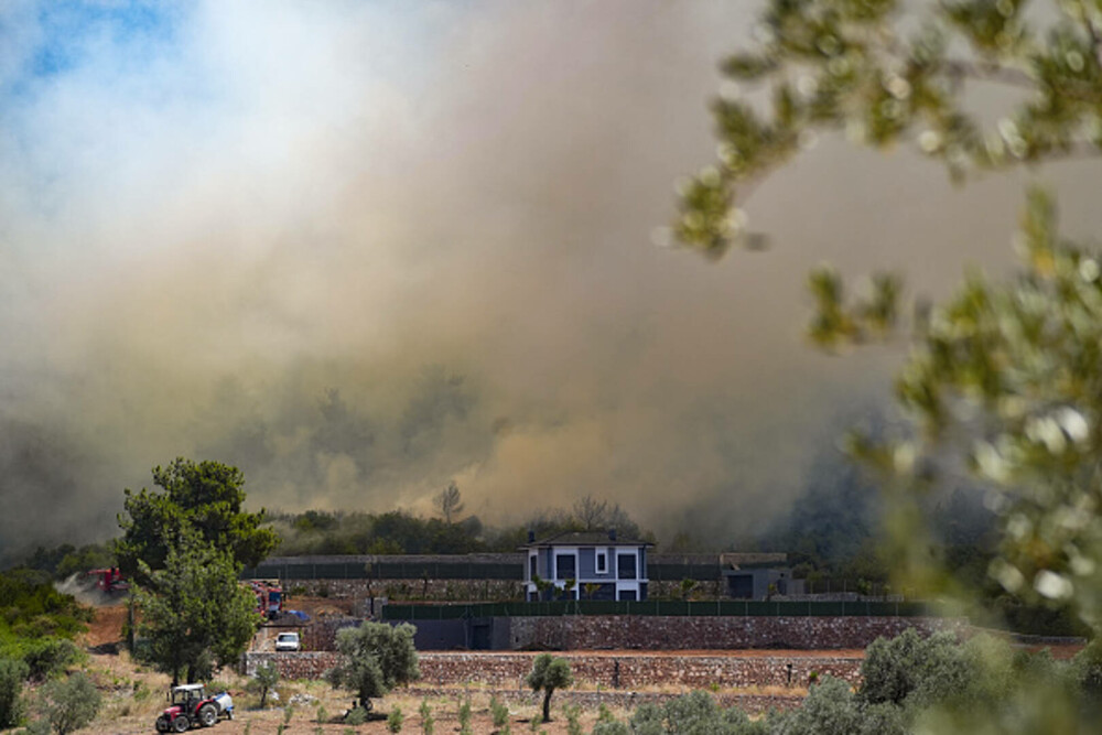 Peste 50.000 de persoane au fost evacuate în urma incendiilor de pădure din Turcia. GALERIE FOTO & VIDEO - Imaginea 22