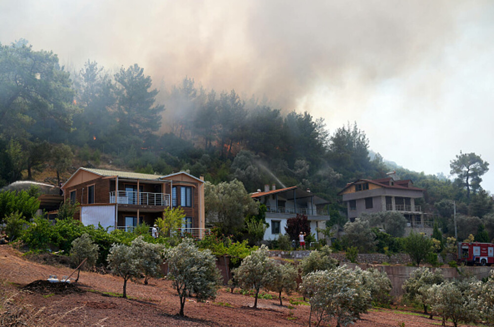 Peste 50.000 de persoane au fost evacuate în urma incendiilor de pădure din Turcia. GALERIE FOTO & VIDEO - Imaginea 32