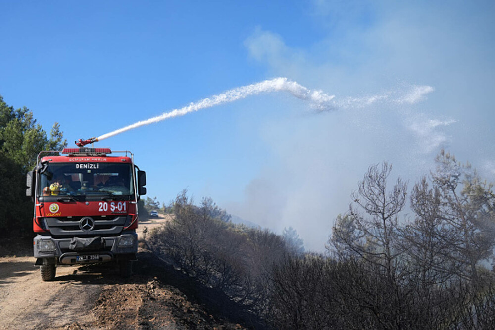 Peste 50.000 de persoane au fost evacuate în urma incendiilor de pădure din Turcia. GALERIE FOTO & VIDEO - Imaginea 35
