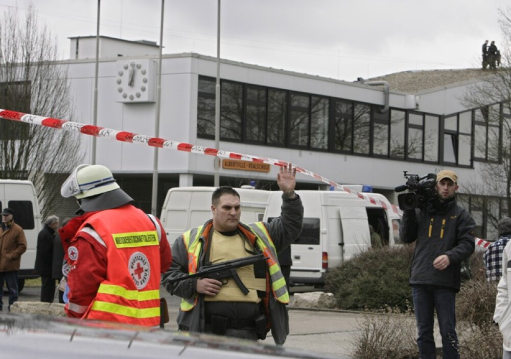 Macel intr-o scoala din Germania: 16 morti, inclusiv atacatorul! - Imaginea 2