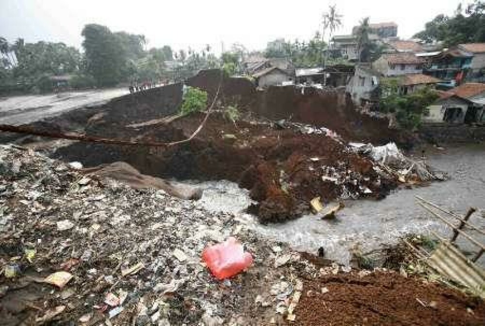Inundatii devastatoare in Indonezia! Vezi aici imagini incredibile! - Imaginea 5