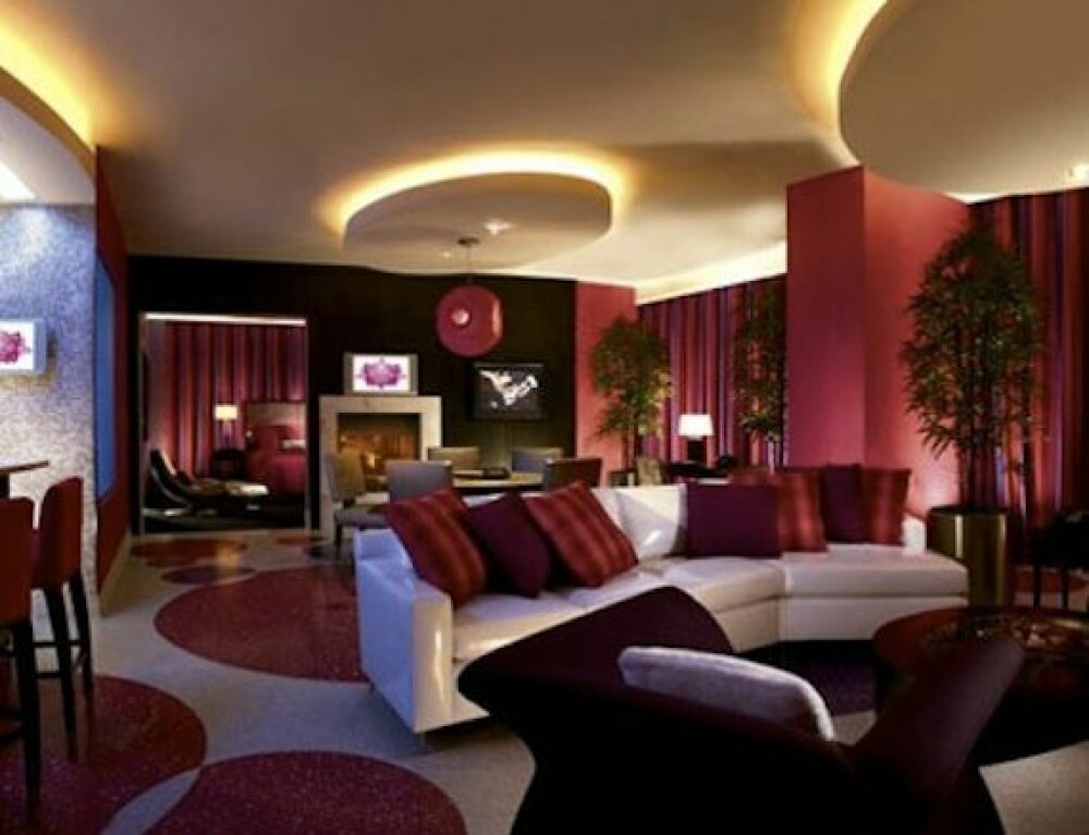 Cele mai luxoase hoteluri din lume. O noapte poate costa si salariul anual - Imaginea 26