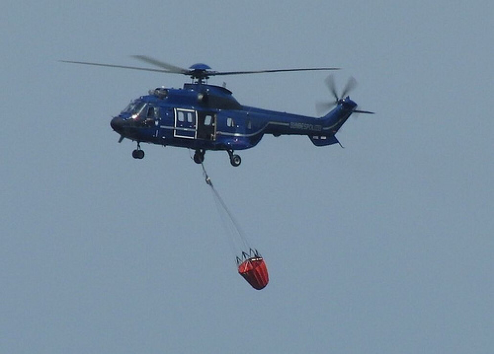 Cum arata elicopterul in care era sa moara Angela Merkel. Galerie foto - Imaginea 2