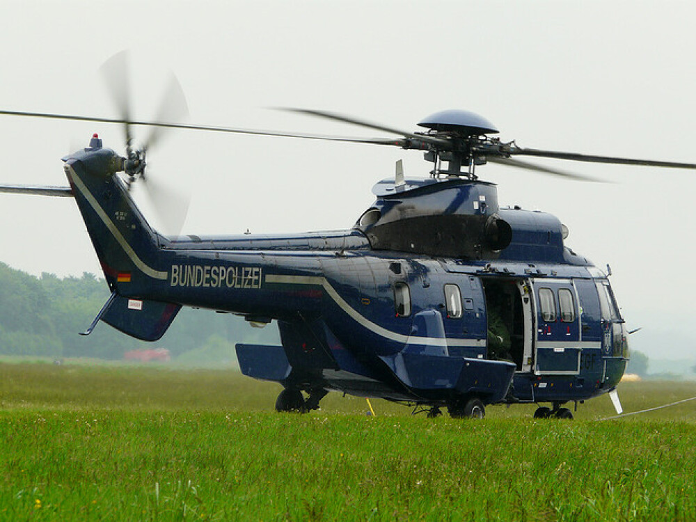 Cum arata elicopterul in care era sa moara Angela Merkel. Galerie foto - Imaginea 3