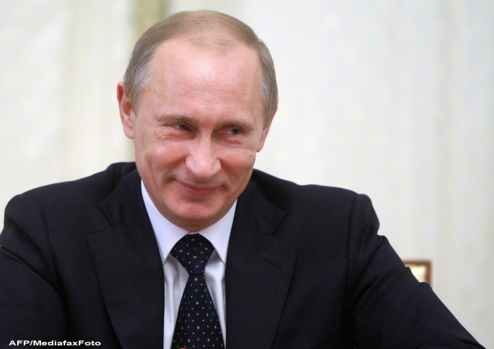 Sky News: Mii de functionari publici din Rusia vor primi bani sa-l voteze de mai multe ori pe Putin - Imaginea 1