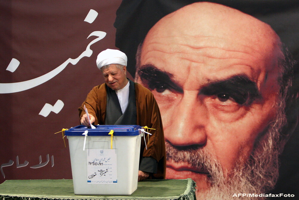 Ahmadinejad pierde sustinerea in Parlamentul iranian, insa politica anti-occidentala ramane aceeasi - Imaginea 2